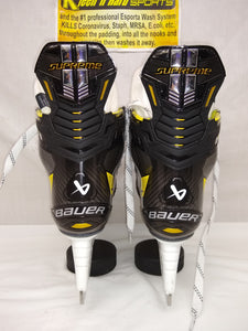 Used Bauer Supreme M4 Size 3 D Ice Hockey Skates