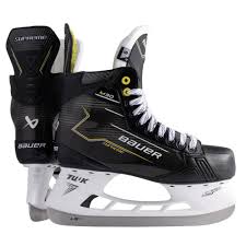 New Bauer Supreme M30 Size 4 D Hockey Skates