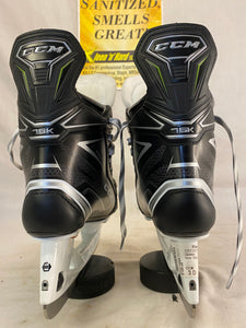 New CCM Ribcor 76K Size 3 D Ice Hockey Skates