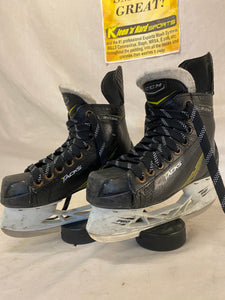 Used CCM Tacks 2052 Size 1 D Ice Hockey Skates