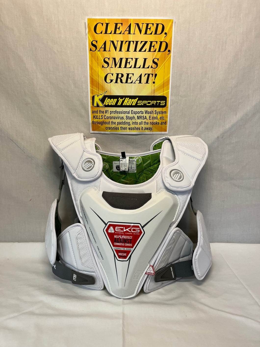 New Maverik M5 Speed Pad White Size S Lacrosse Shoulder Pads