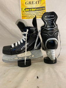 Used CCM Tacks 9040 Size Yth 13 D Ice Hockey Skates