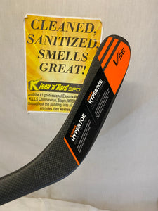New Easton V9E Grip Int. Stick Flex 60 Left E36 Ice Hockey Stick - 1 Piece